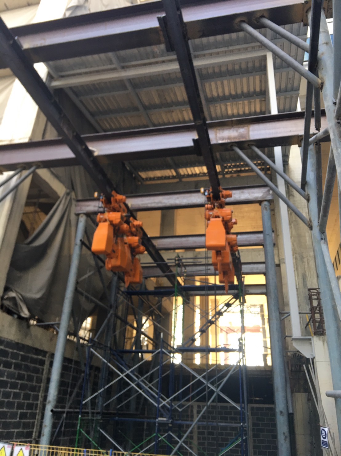 Project to install 4 electric chain hoists 15 units Kito 15 units